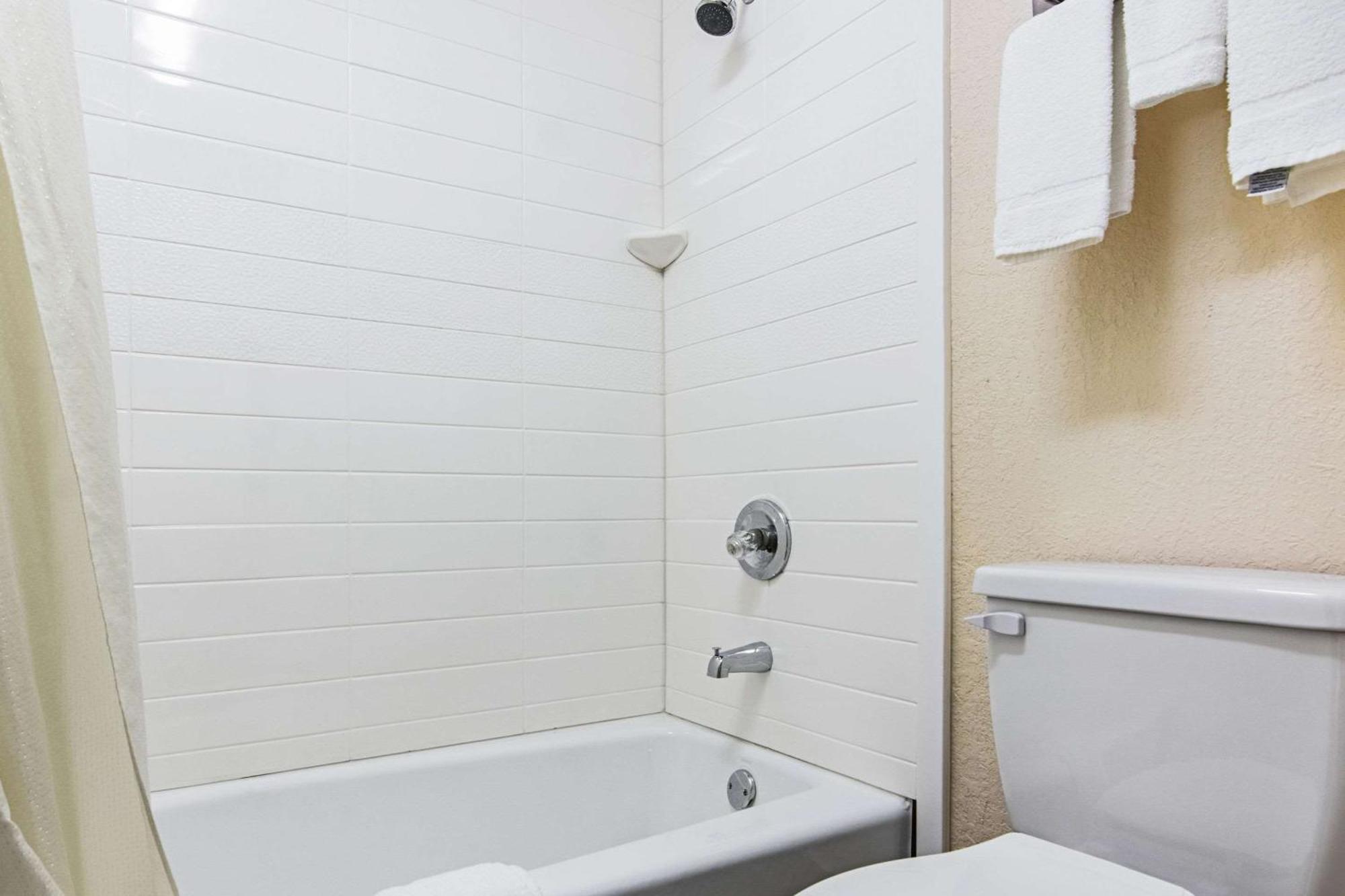 Econo Lodge Inn & Suites Matthews - Charlotte Luaran gambar