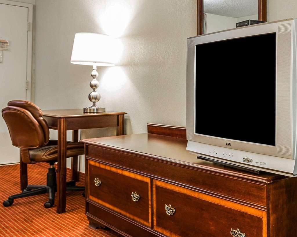 Econo Lodge Inn & Suites Matthews - Charlotte Bilik gambar