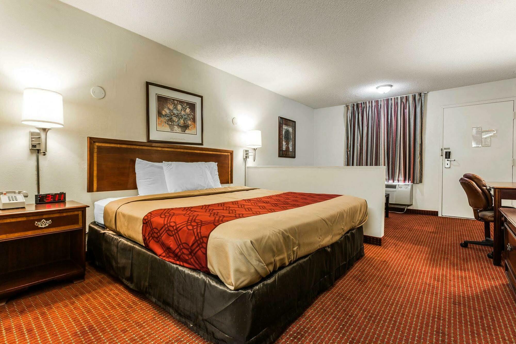Econo Lodge Inn & Suites Matthews - Charlotte Luaran gambar