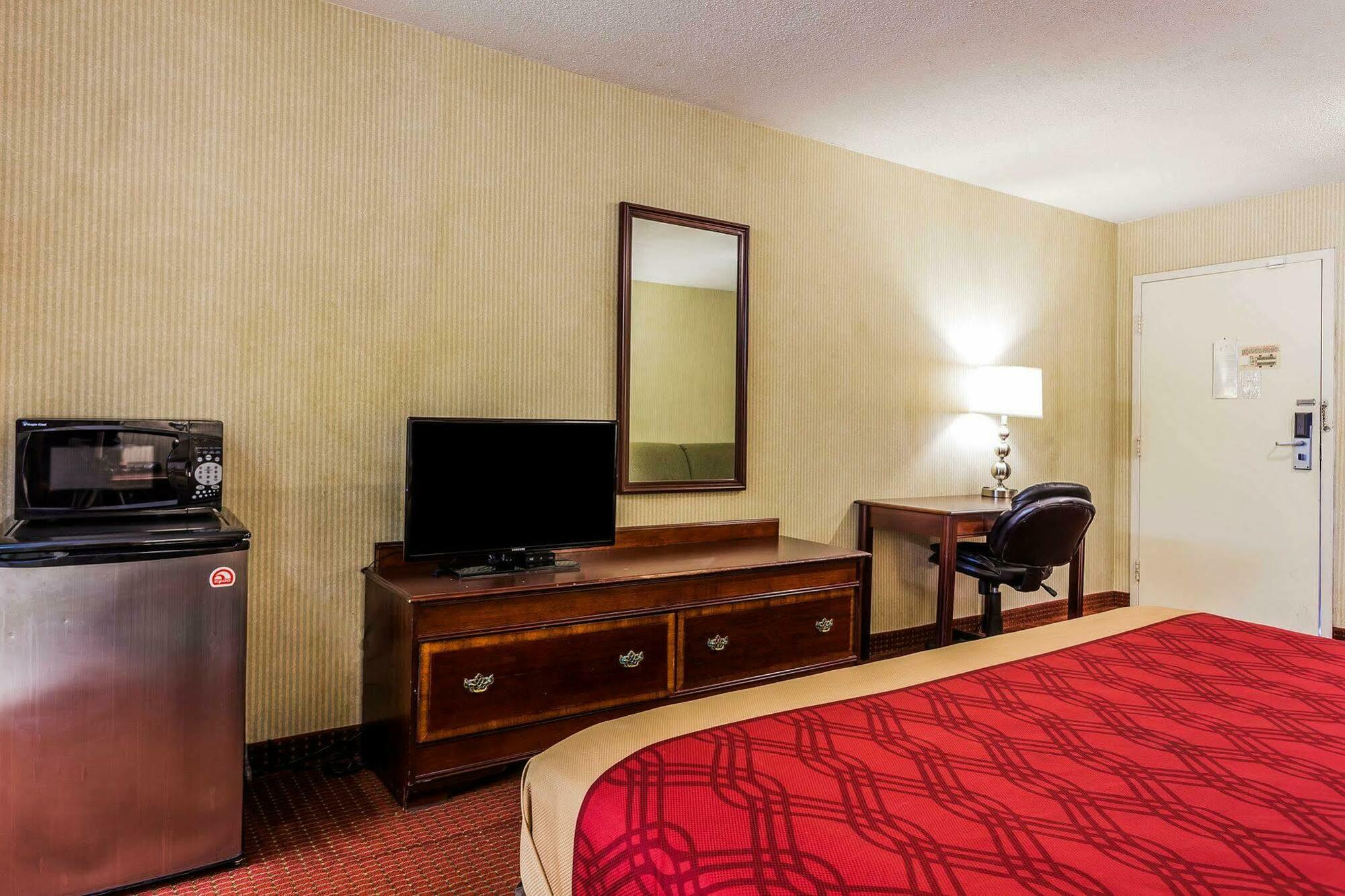 Econo Lodge Inn & Suites Matthews - Charlotte Luaran gambar